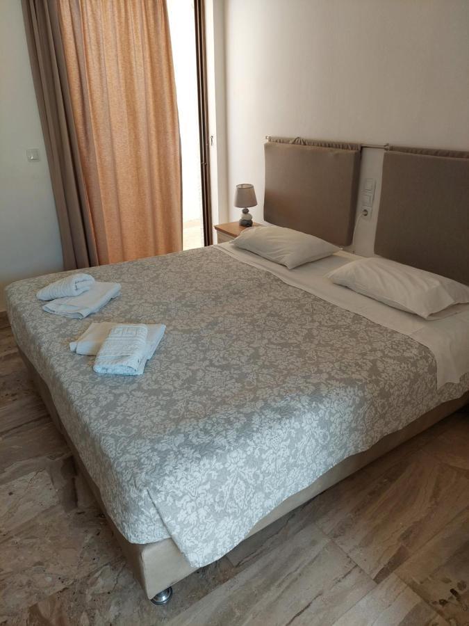 Apartamento Golden Star Praxitelous Agia Marina  Exterior foto