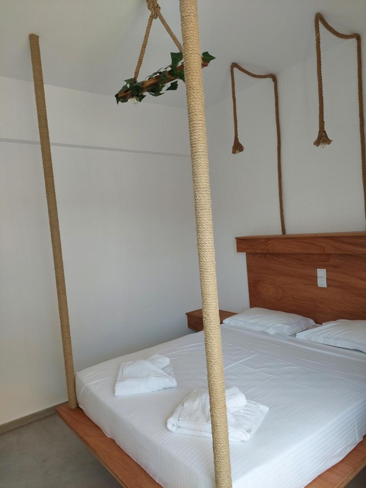 Apartamento Golden Star Praxitelous Agia Marina  Exterior foto